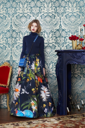 alice-and-olivia-fall-winter-2013-new-york-100-flower-skirt-zz