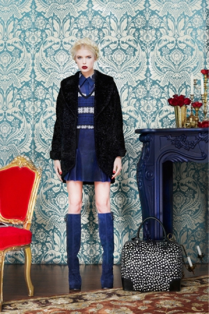 alice-and-olivia-fall-winter-2013-new-york-11-blue-boots