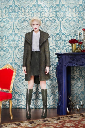 alice-and-olivia-fall-winter-2013-new-york-15-jacket-brown