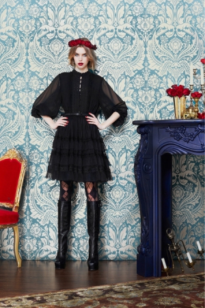 alice-and-olivia-fall-winter-2013-new-york-24-little-black-dress