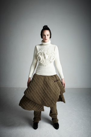 awake-by-natalia-alaverdian-fall-winter-2013-16-baggy-skirt