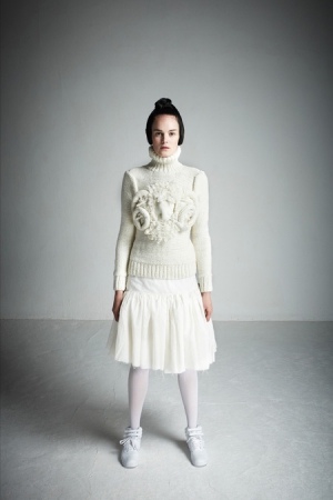 awake-by-natalia-alaverdian-fall-winter-2013-6-white-sweater
