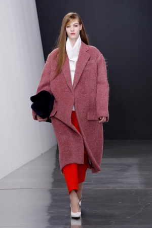 celine-fall-winter-2012-2013-dark-pink-maxi-oversized-coat