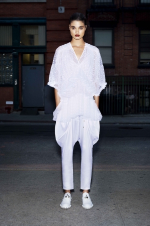 givenchy-spring-summer-2013-all-white