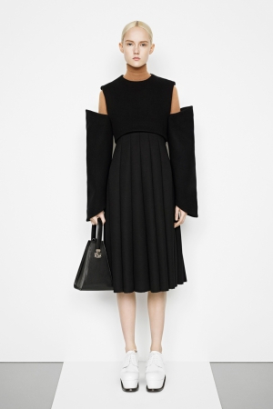 j-w-anderson-pre-fall-2014-dress-with-cutout-sleeves