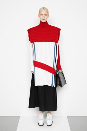 j-w-anderson-pre-fall-2014-red-sweater