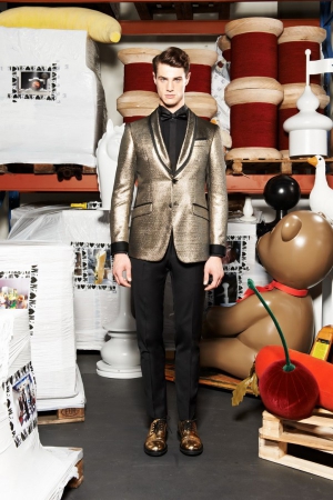 moschino-spring-summer-2014-menswear-gold-jacket
